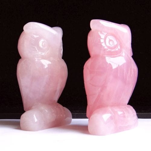 kwarc różowy sowa figurka z kamienia.jpg