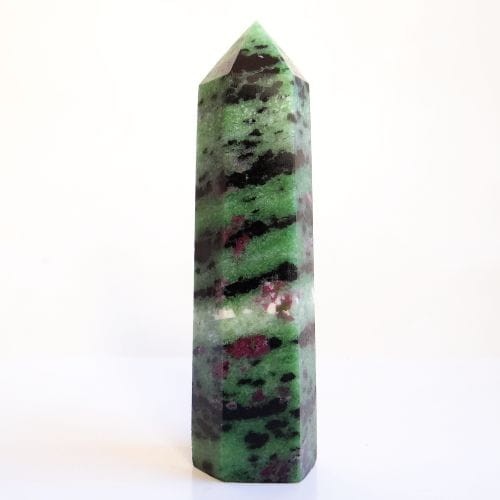 rubiny w zoisycie obelisk.jpg