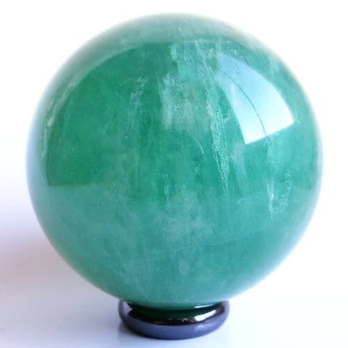 fluoryt kula z kamienia.jpg