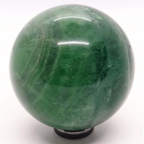 kula z kamienia fluoryt.jpg