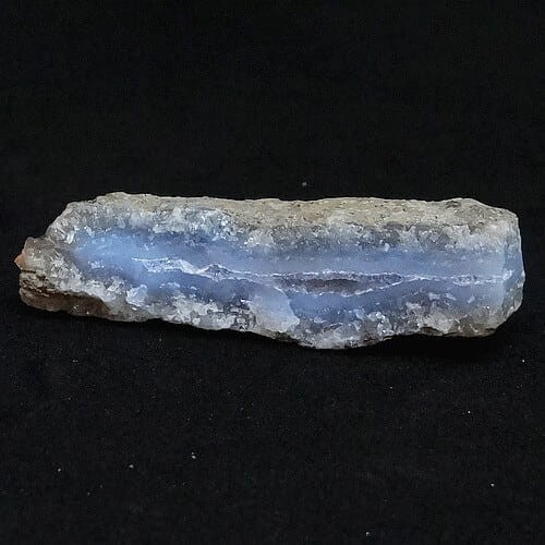 naturalny błękitny chalcedon z Malawi.jpg