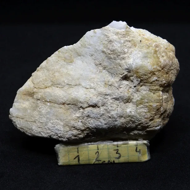 naturalna geoda kwarcowa.webp