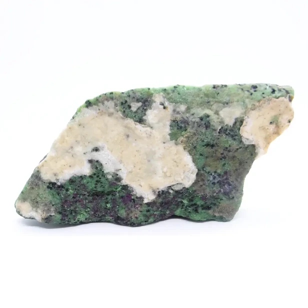 naturalny zoisyt z rubinem.webp