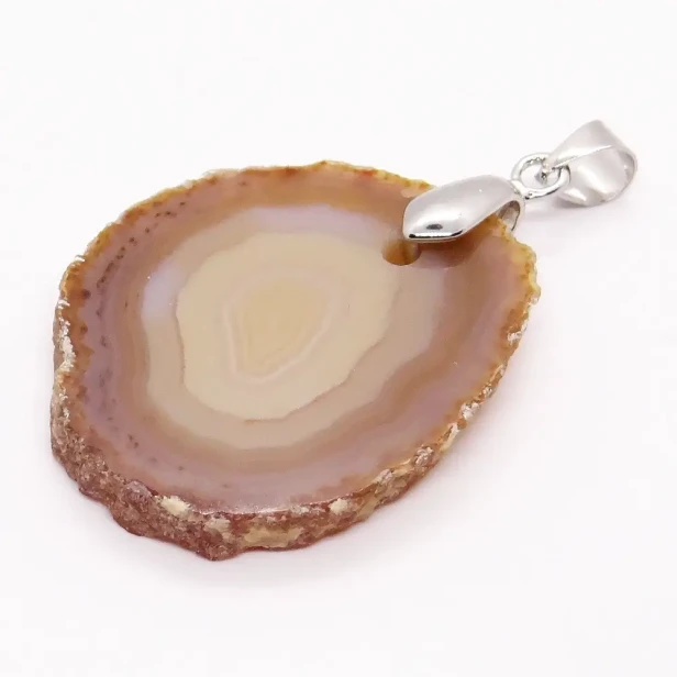 naturalny agat wisiorek.webp