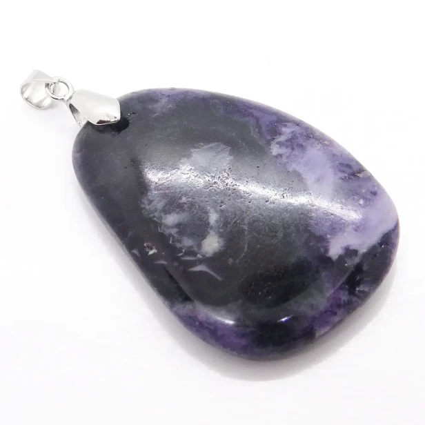 wisiorek fluoryt.webp