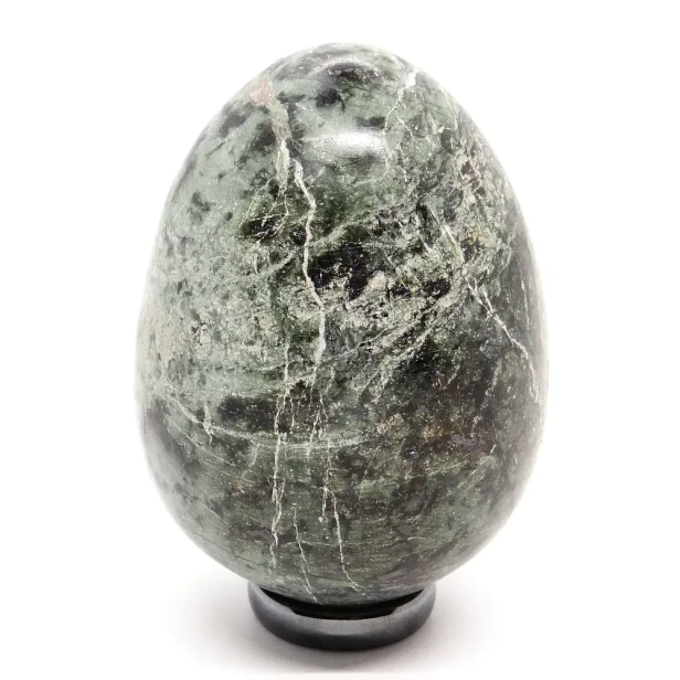 serpentynit jajko z kamienia.webp