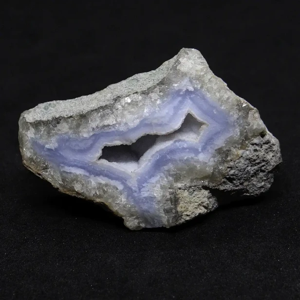 naturalny chalcedon z Malawi.webp