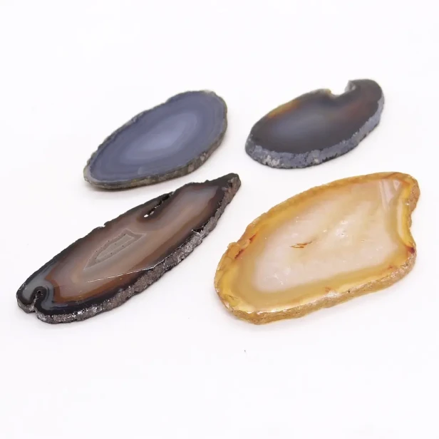 naturalny agat cztery sztuki.webp