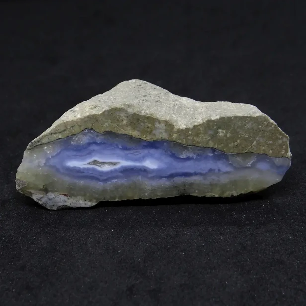 chalcedon niebieski agat z Malawi.webp
