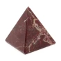piramida z kamienia cherry.webp