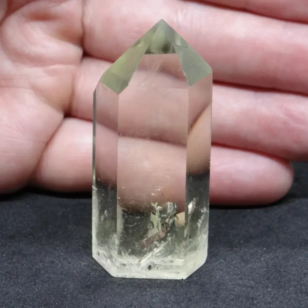 cytryn obelisk.webp