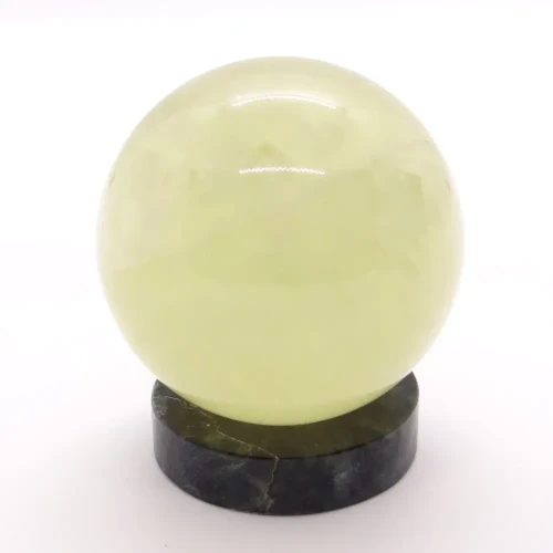 cytryn kula z kamienia.webp