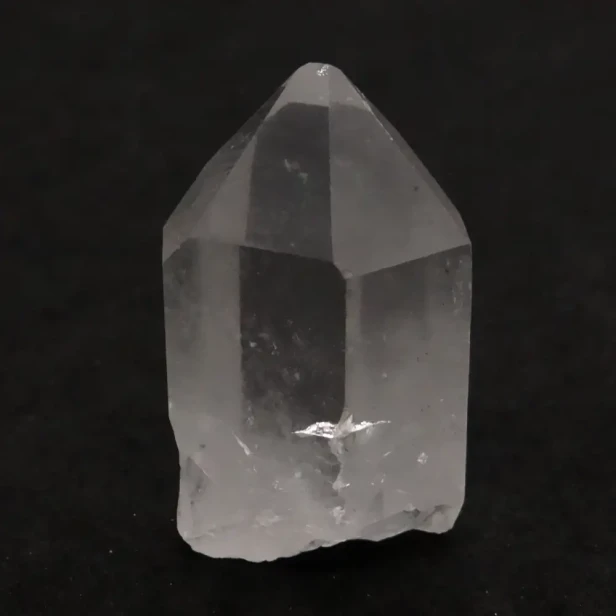 naturalny kryształ górski.webp