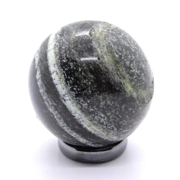 serpentynit kula.webp