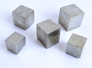 duży piryt kryształ.jpg